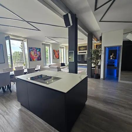 Riverside Place Apartment London