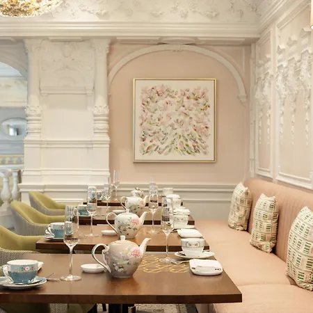 Hotell St. Ermin's Hotel, Autograph Collection London
