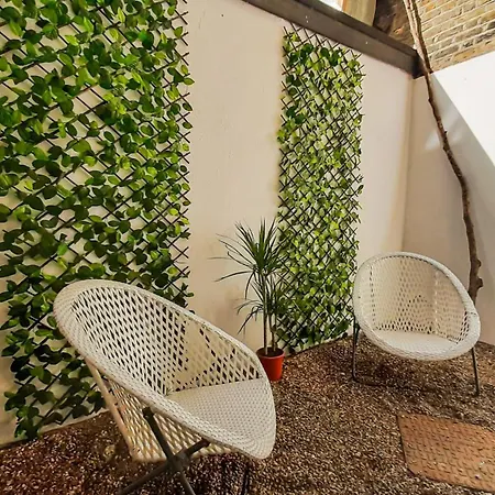 Stunning 2 Bedrooms London