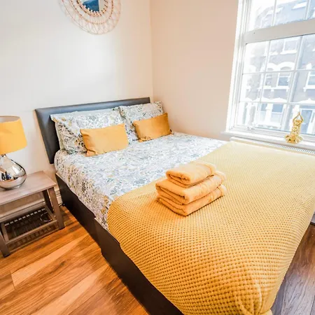 Charming 2-bedroom Flat In Shepherd's Bush, Near Hammersmith *