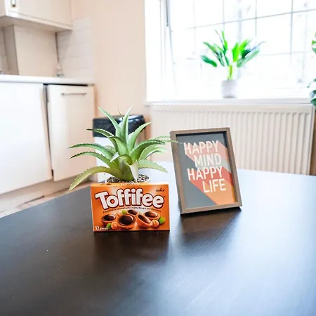 Charming 2-bedroom Flat In Shepherd's Bush, Near Hammersmith