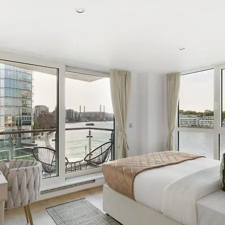 Beautiful Two-bedroom Flat On The Riverside With Spectacular Views *