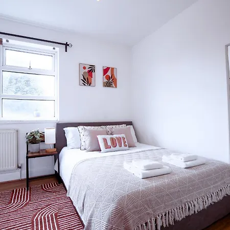 Stratford 2br - Sleeps 5 - Wifi &