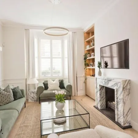 Luxury Shawfield In דירה לונדון