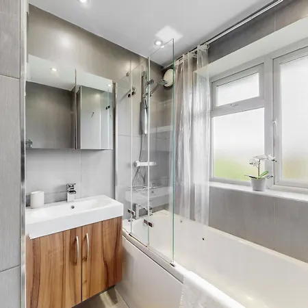 Apartment Pass The Keys Stylish Flat In West Hampstead