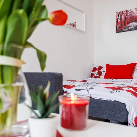 12 Bed Charming And Bright Flat *