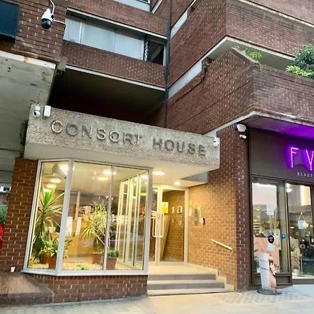 New- Prime Location-spacious Cozy Next To Hyde Park Homestay *