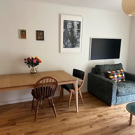 דירה Flat In *