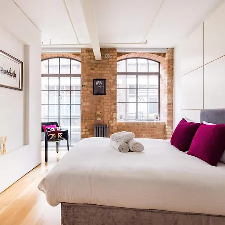 Soho Loft With A C & Concierge * لندن