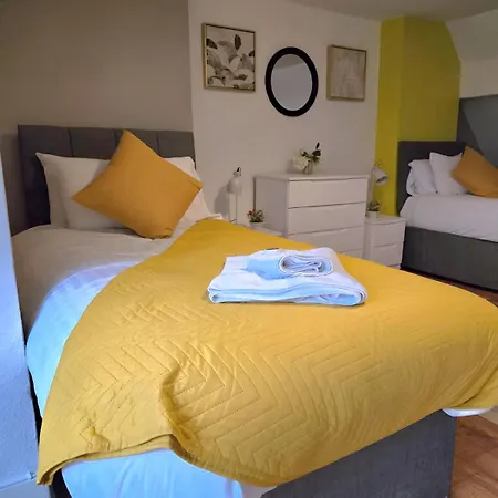 Large Dulwich 3 Bedroom Near Kings College Hospital London