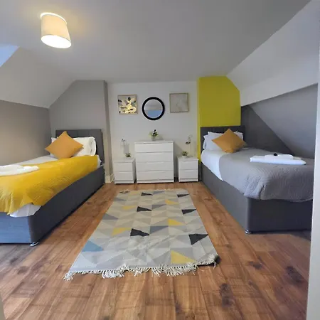 Large Dulwich 3 Bedroom Near Kings College Hospital Apartment *