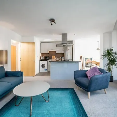 Apartment Charming Flat Near Canary Wharf London