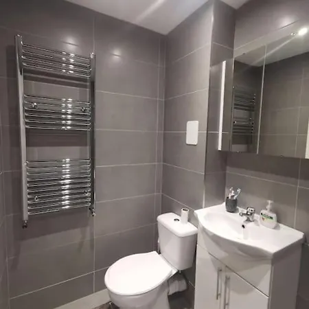 And Bermondsey Pad 2 * London