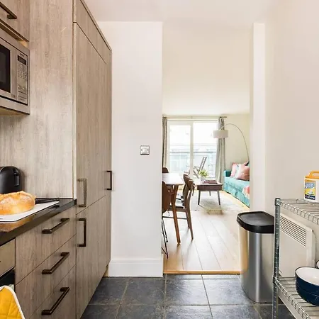 Stunning 2 Bed Ensuite *