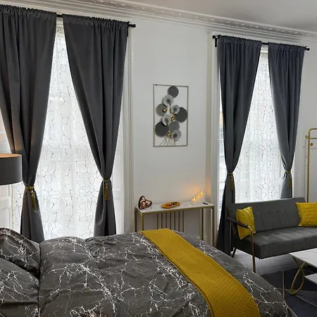 Luxury In Victoria, 7 Minutes Walk To Victoria Station, 6 Homestay London