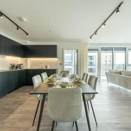Mitre Monet By Artsy Appartement Londen