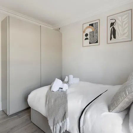 Kings Cross- 2 Bedroom Apartment London