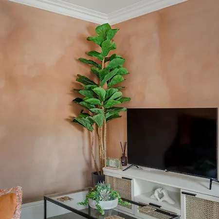 Kings Cross- 2 Bedroom *