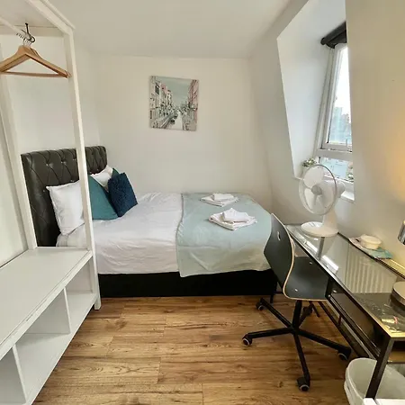 Homestay Euston Private Bedrooms 119a 4-7 London