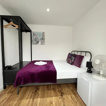 Euston Private Bedrooms 119a 4-7 Homestay