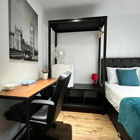 Euston Private Bedrooms 119a 4-7 Homestay