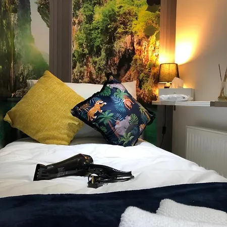 Euston Private Bedrooms 119a 4-7 * London