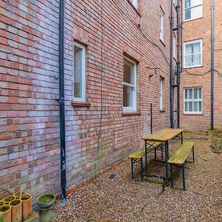 Apartment Spacious 3bd Flat W Garden Near Clapham Common