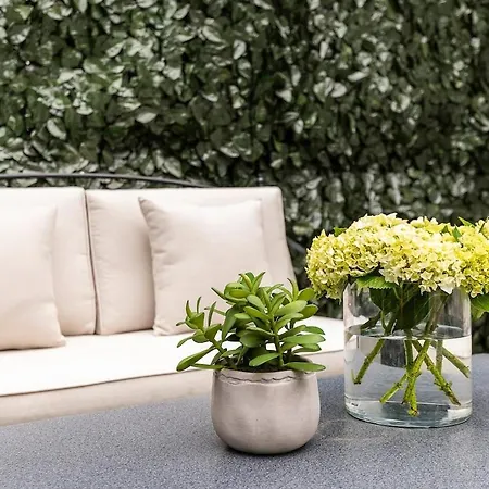 Serenity - Fulham Eve, Sleeps 14 * London