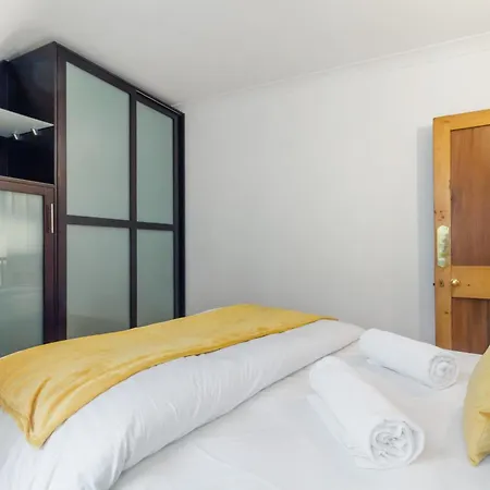 Elegant 3-bedroom In The Heart Of Piccadilly Circus No Lift- 4gl Apartment *