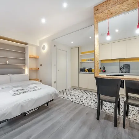 Beaufort Gardens Apartment