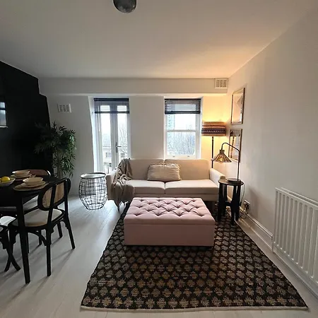 Floor 1 Bedroom *