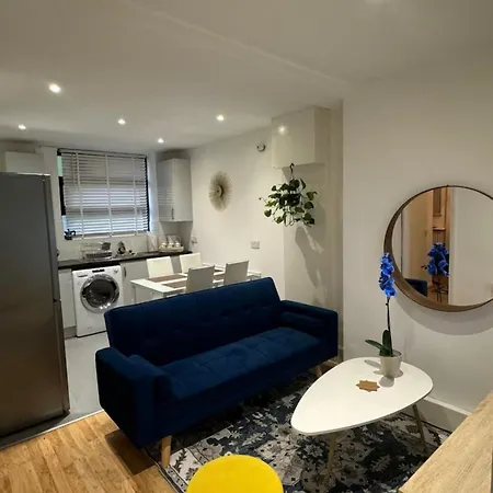 Cosy 2br Flat Excellent Location アパート ロンドン