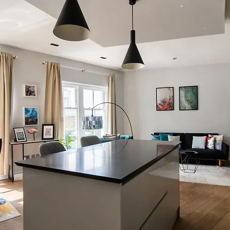 Stylish 2-bed In Camden Special Price Due To Maintenance Road Works Nearby Apartamento Londres