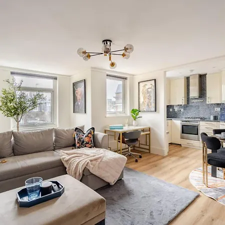 Floor Luxury Penthouse - Sleeps 6 Apartamento