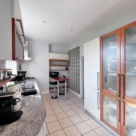 Exquisite 2beds, 2baths In Charming Camden Area - Belsize Park London