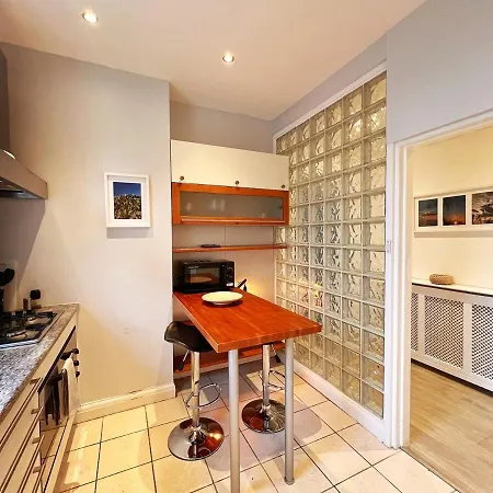 Exquisite 2beds, 2baths In Charming Camden Area - Belsize Park