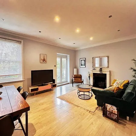 Exquisite 2beds, 2baths In Charming Camden Area - Belsize Park Lägenhet