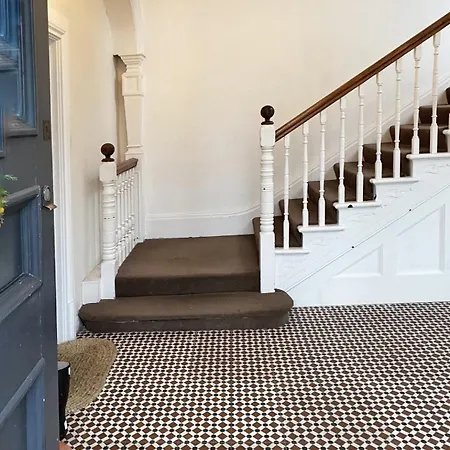 Exquisite 2beds, 2baths In Charming Camden Area - Belsize Park