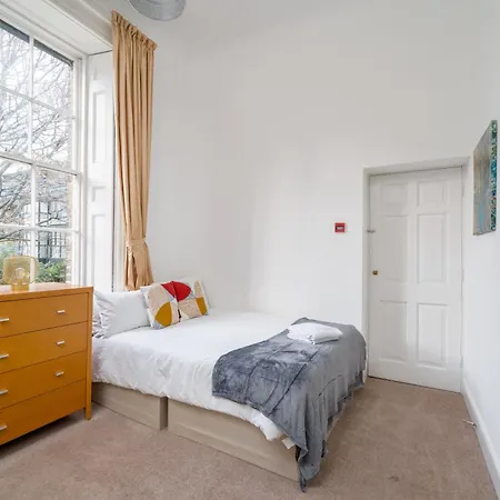 Apartment Comfort And Space In Canary Wharf With Easy Access To Excel, O2 Arena And Airport London