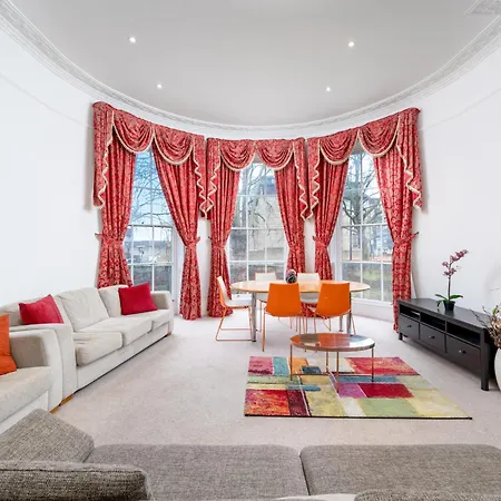 Comfort And Space In Canary Wharf With Easy Access To Excel, O2 Arena And Airport *