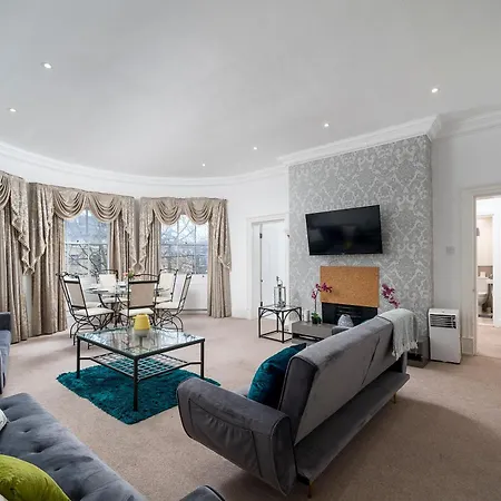 Comfort And Space In Canary Wharf With Easy Access To Excel, O2 Arena And Airport * London