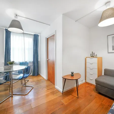 Oxford Street By Advan Apartment *