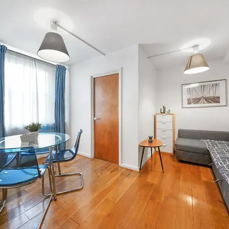 Oxford Street By Advan Apartment