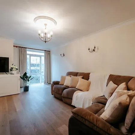 Apartment Fantastic 2bdr Free Car Parking London