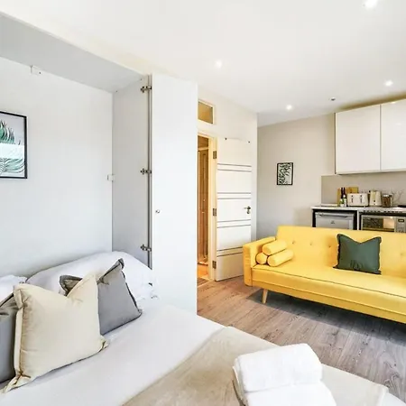 Spacious In Lanes Appartement *