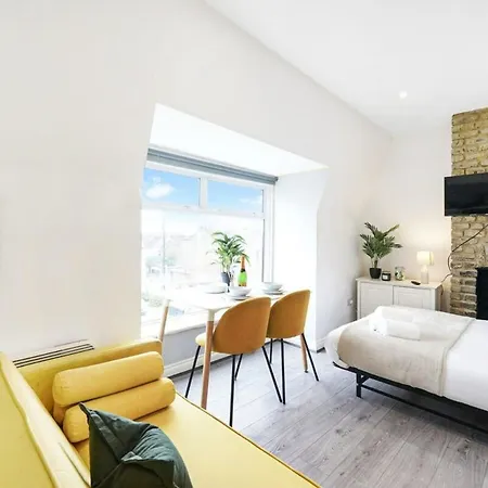 Spacious In Lanes Appartement *