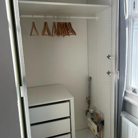 2 Bedroom Flat Pimlico * London