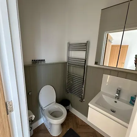 2 Bedroom Flat Pimlico Apartment *