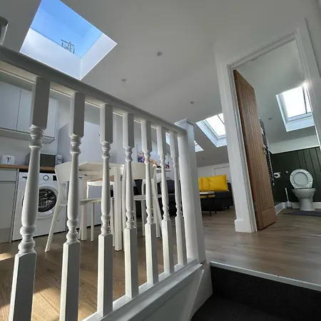 2 Bedroom Flat Pimlico London
