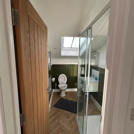 2 Bedroom Flat Pimlico Apartment London